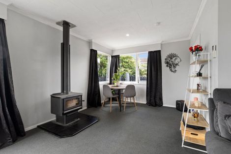 Photo of property in 49 Kimberley Grove, Westbrook, Palmerston North, 4412