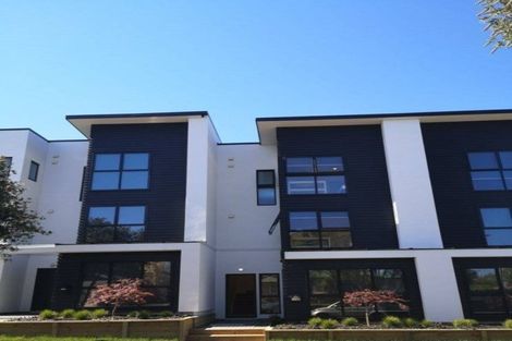 Photo of property in 2u1 Scotland Place, Hillcrest, Hamilton, 3216