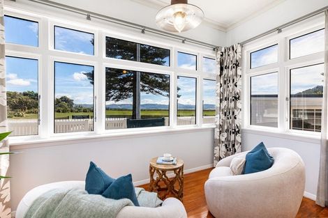 Photo of property in 57 Marine Parade, Eastbourne, Lower Hutt, 5013