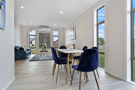 Photo of property in 39 Carnation Court, Cambridge, 3434