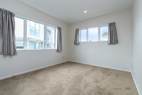 Photo of property in 27 Edgewater Drive, Karaka, Papakura, 2113