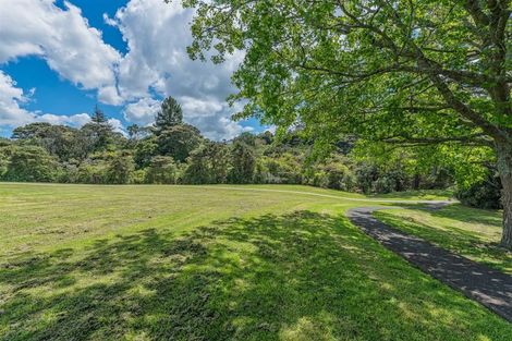 Photo of property in 40 Lowtherhurst Road, Massey, Auckland, 0614
