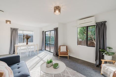 Photo of property in 9f Cameron Road, Hamilton East, Hamilton, 3216