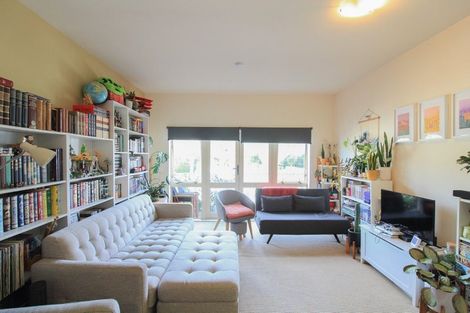 Photo of property in Luxford Villas, 311/72u Herald Street, Berhampore, Wellington, 6023