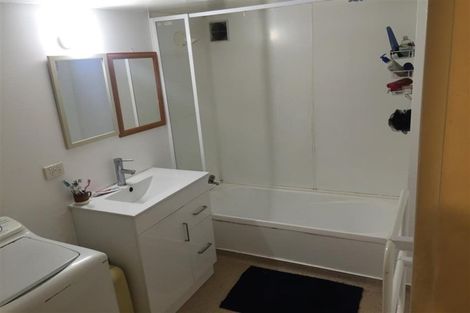 Photo of property in 10/5u Hopper Street, Mount Cook, Wellington, 6011