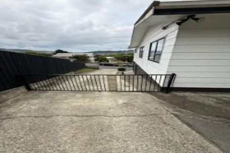 Photo of property in 6 Forglen Place, Tawa, Wellington, 5028