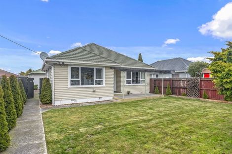 Photo of property in 294 Travis Road, New Brighton, Christchurch, 8083