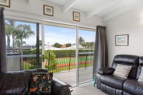 Photo of property in 415 Port Road, Whangamata, 3620