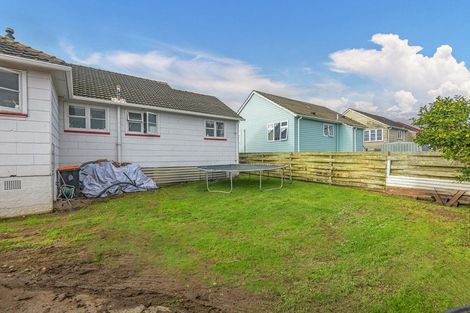 Photo of property in 46 Clyde Crescent, Roslyn, Palmerston North, 4414