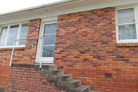 Photo of property in 382 West Coast Road, Glen Eden, Auckland, 0602