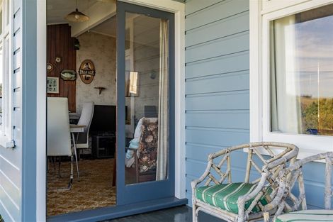 Photo of property in 1390 Taieri Mouth Road, Taieri Mouth, 9091