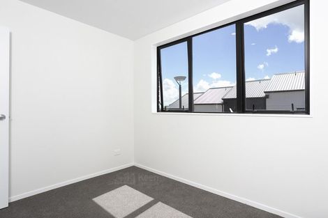 Photo of property in 13 Tokai Place, Glen Eden, Auckland, 0602