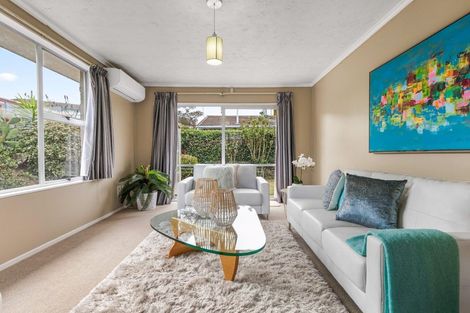 Photo of property in 2/8 Wanstead Place, Woolston, Christchurch, 8062