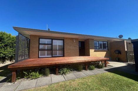 Photo of property in 21b Nukumea Common, Orewa, 0931