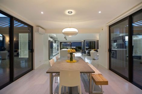 Photo of property in 37 Hackett Road, Jacks Point, Queenstown, 9371