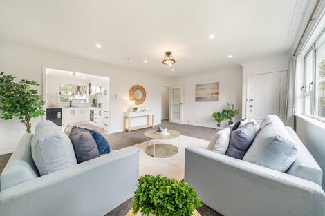 Photo of property in 4 Routley Crescent, Elderslea, Upper Hutt, 5018