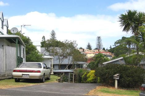 Photo of property in 1/24 Gatman Street, Birkdale, Auckland, 0626