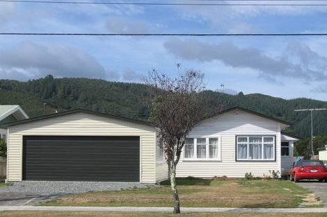Photo of property in 79 Miro Street, Trentham, Upper Hutt, 5018