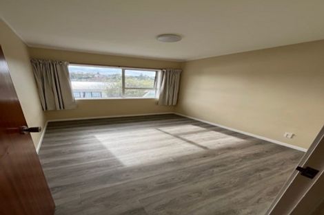 Photo of property in 23 Stapleford Crescent, Browns Bay, Auckland, 0630