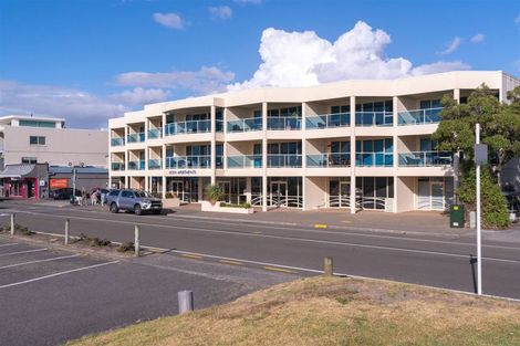 Photo of property in Ocean Apartments, 44-46 Marine Parade, Paraparaumu Beach, Paraparaumu, 5032