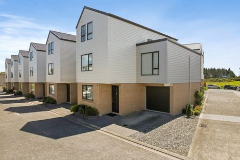 Photo of property in 12 Koropiko Lane, Flat Bush, Auckland, 2019