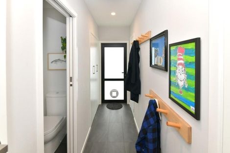 Photo of property in 49 Roseberry Avenue, Birkenhead, Auckland, 0626