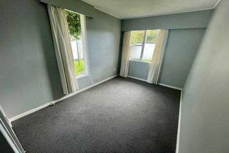 Photo of property in 15 Holborn Drive, Stokes Valley, Lower Hutt, 5019