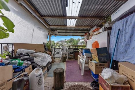 Photo of property in 31 Redwood Drive, Massey, Auckland, 0614