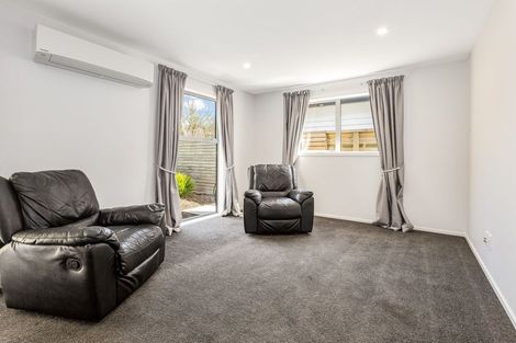 Photo of property in 9 Cartographer Way, Whitby, Porirua, 5024
