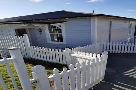 Photo of property in 141 Colwill Road, Massey, Auckland, 0614