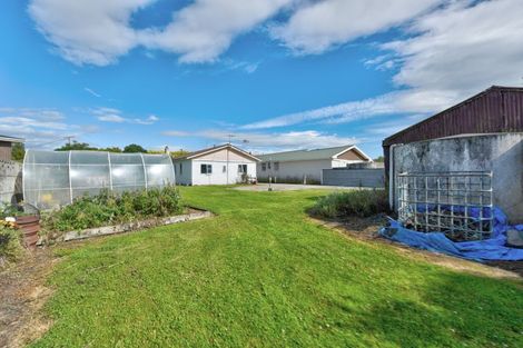 Photo of property in 129 Seaward Road, Edendale, 9825