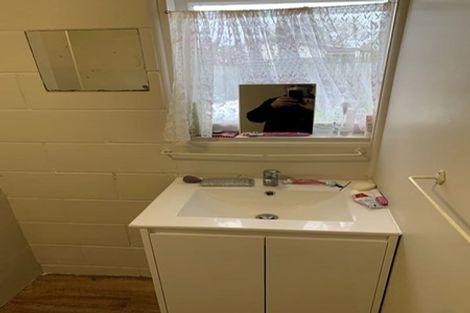 Photo of property in 18 Kent Street, Waiuku, 2123