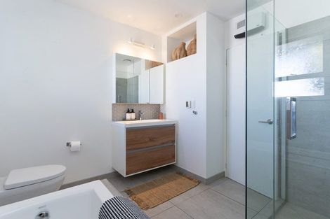 Photo of property in 203 Knowles Street, St Albans, Christchurch, 8052