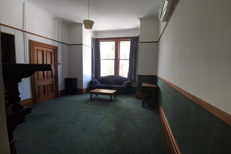 Photo of property in 105 Tasman Street, Mount Cook, Wellington, 6021