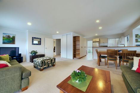 Photo of property in 28a/2 Godley Road, Green Bay, Auckland, 0604