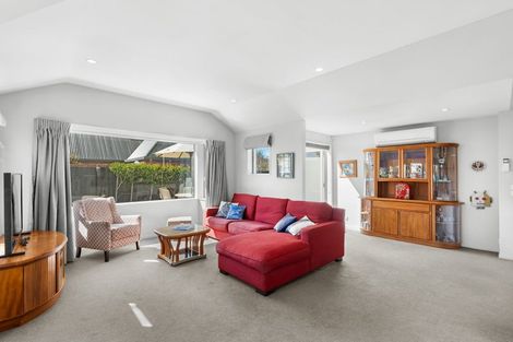 Photo of property in 224 Maidstone Road, Avonhead, Christchurch, 8042