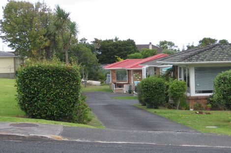 Photo of property in 1/4 Marsh Avenue, Forrest Hill, Auckland, 0620