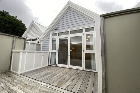 Photo of property in Pirie Street Townhouses, 22/35u Pirie Street, Mount Victoria, Wellington, 6011