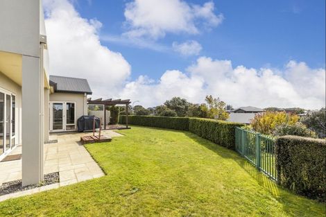 Photo of property in 10 Sampson Avenue, Waiwhakaiho, New Plymouth, 4312
