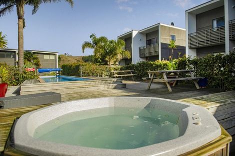Photo of property in 27/1 Centennial Drive, Whitianga, 3510