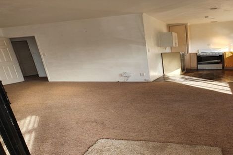 Photo of property in 76 Gallony Avenue, Massey, Auckland, 0614