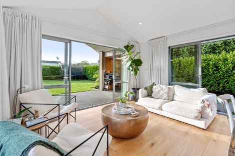 Photo of property in 6 Shearwater Lane, Point Wells, 0986