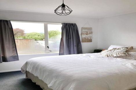 Photo of property in 8f2- Tulsa Grove, Totara Park, Upper Hutt, 5018