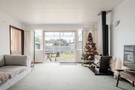 Photo of property in 52 Collins Street, Te Hapara, Gisborne, 4010