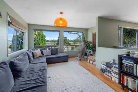 Photo of property in 99 Beresford Street, Bayswater, Auckland, 0622