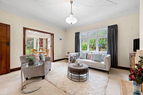 Photo of property in 7 Homebush Road, Khandallah, Wellington, 6035