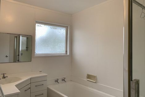 Photo of property in 51 Cyclarama Crescent, Massey, Auckland, 0614