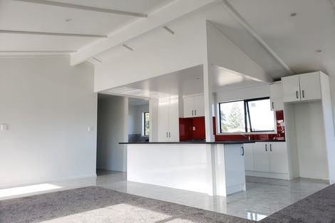 Photo of property in 18 Heathberry Close, Papatoetoe, Auckland, 2025