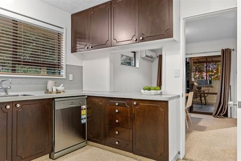Photo of property in 10 Rembrandt Place, Burnside, Christchurch, 8053