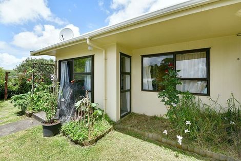 Photo of property in 1/3 Miro Street, Helensville, 0800
